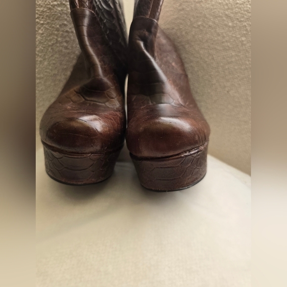 Jessica Simpson, Fram Brown King Stamped Snake Platform Boots, Size 7.5 - Picture 11 of 15